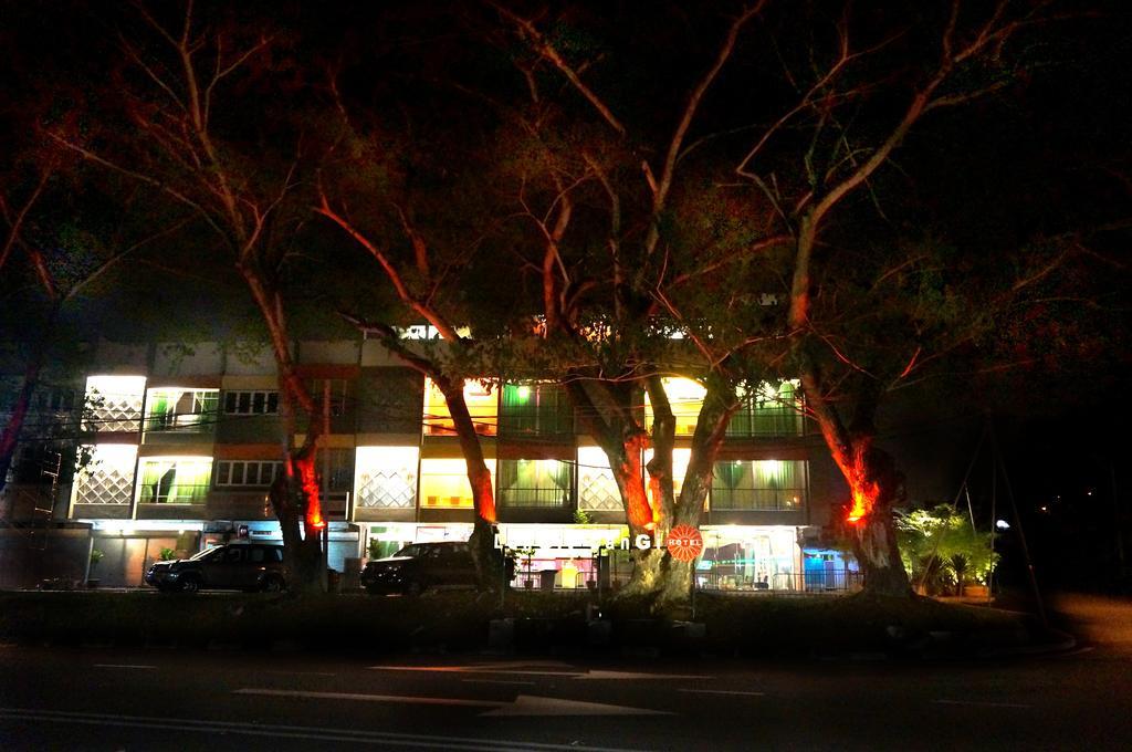 Langit Langi Hotel @ Port Dickson Bagian luar foto